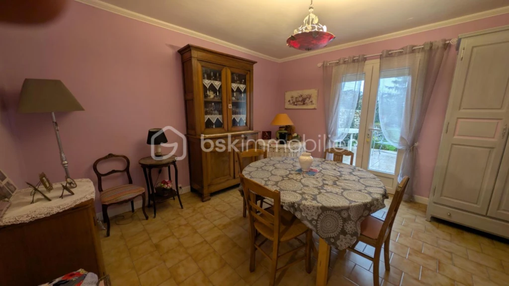 NTSEV1gNJFLLx8LB6EixaBNdvlfyJuvI8Yy4rxsy.jpg
