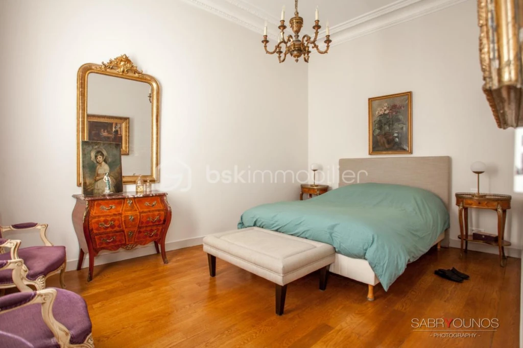 PZjGn9QMc6sEB16n2eL7KpxFrMHY40rR0cDncfOs.jpg