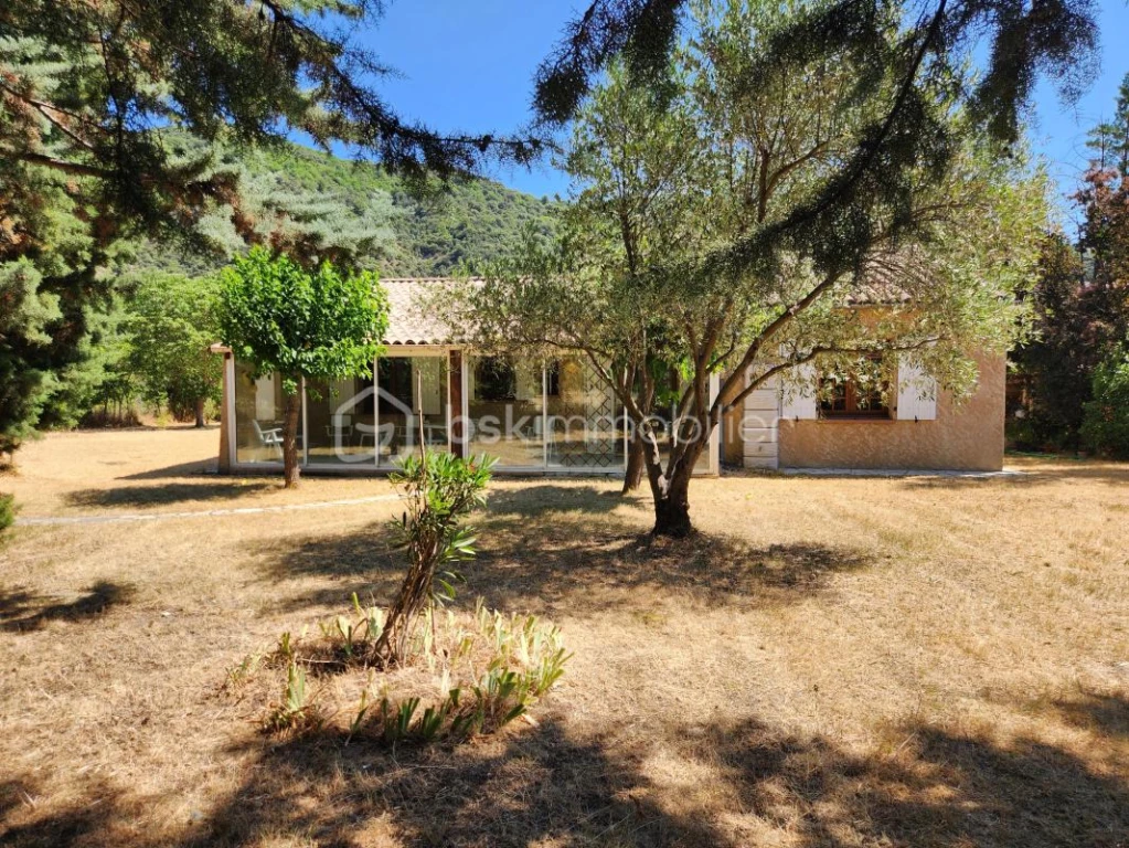 TTsKMbjVy2RVPJa9lZjSZYWRO9HQmZL8FEiivS5s.jpg