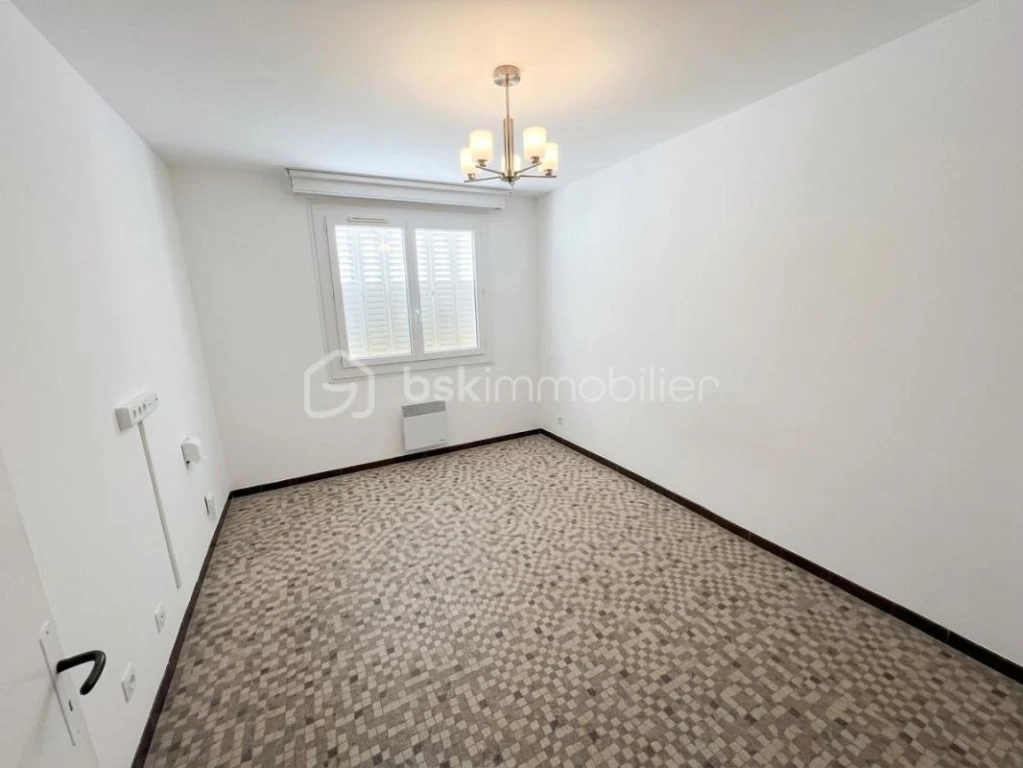 XiGdi86nbZUEpkujW8gya6Xe8oXKIYRXImd7VoxF.jpg
