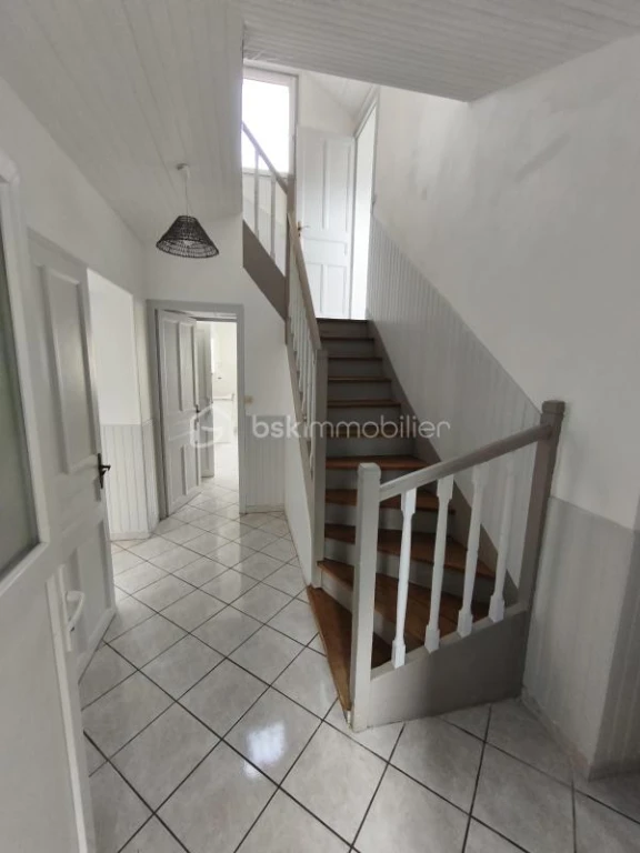 dIh2y53CCnrGeA9PLGVGw4jg8XRAAzPpzpws70kT.jpg