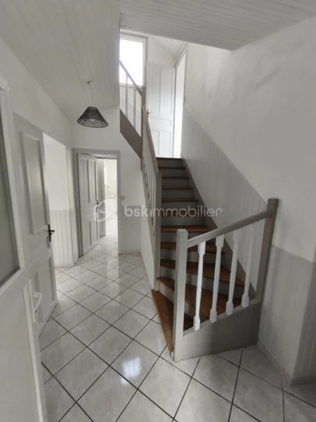 dIh2y53CCnrGeA9PLGVGw4jg8XRAAzPpzpws70kT.jpg