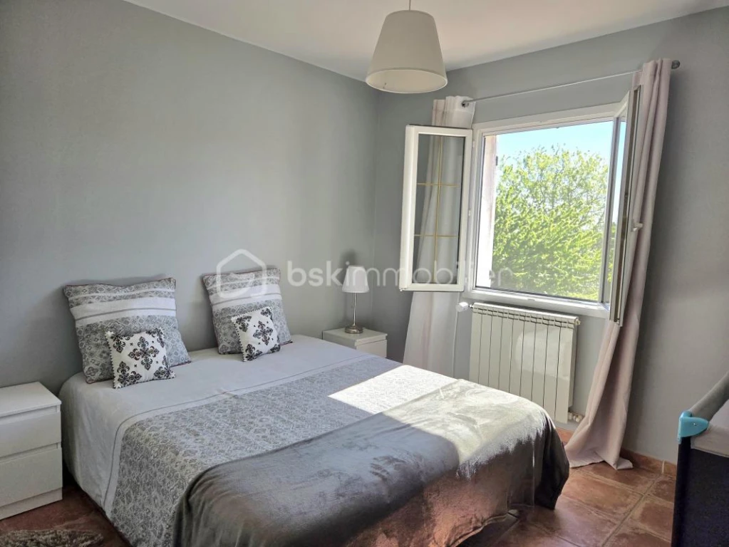 nXSMmtaJptw50nbr4ExHuYbIyLPEZugMvcTaimIq.jpg
