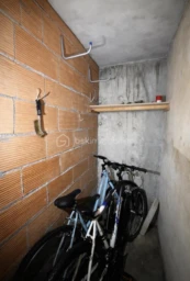 bVrJYFfArW2SPsxhMJUfa2KEpuRZtct6nL8kgwIH.jpg