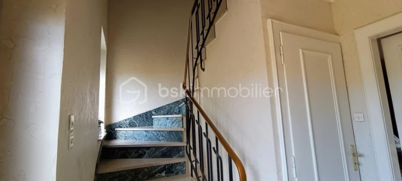 v7xmKo1XKjNqstxZWuMincyCyzb2RQEGFYSWvWaZ.jpg