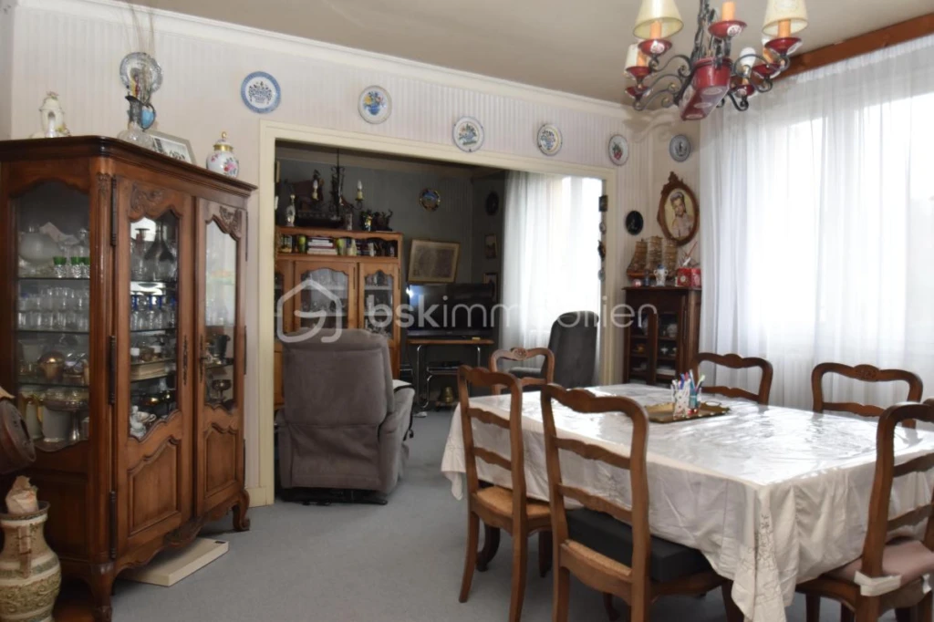 bx6fhe71k3cFbzYLGqog6N8oi179KDL3L8qLzFWf.jpg