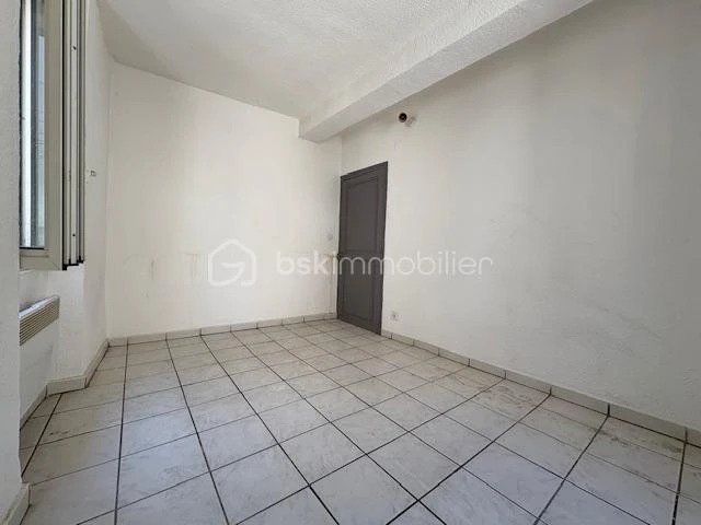 kFdlWM8CxEZh83HHoSZrwLaU4Zj01HHsA83y3oBm.jpg
