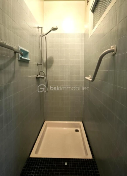 VJYFpLAIR55Ed0AO6VvnUDeUKc7DEPjYRr5OnoO5.jpg