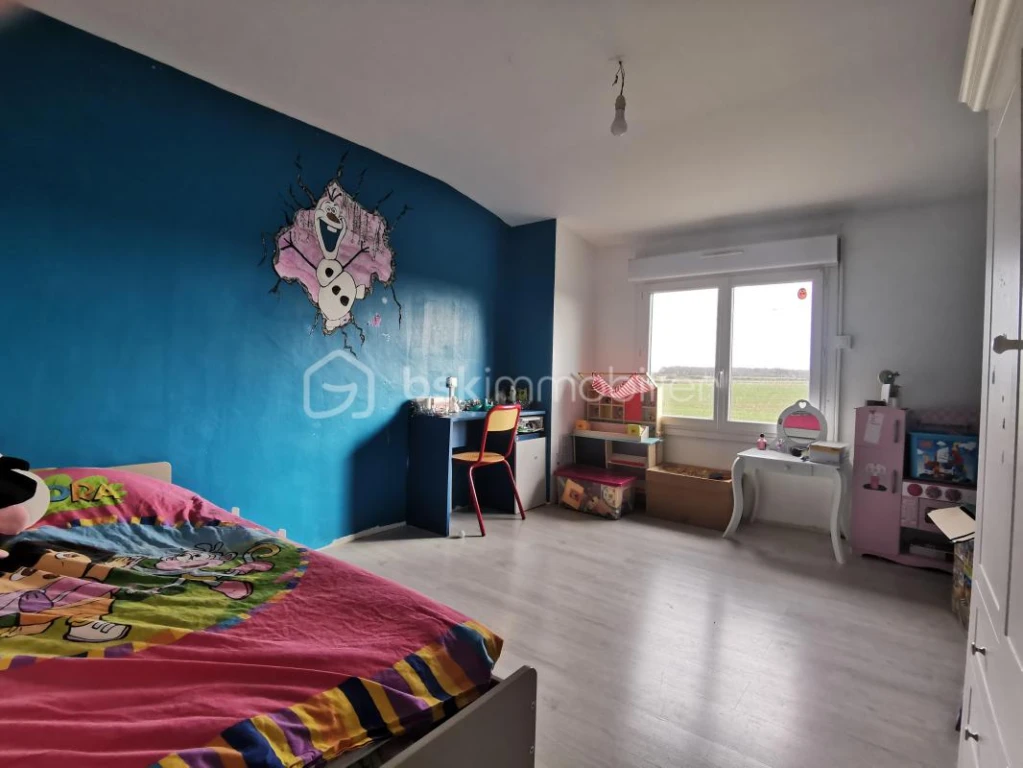 CSD68KDPk0yOjNoBG4D0MTaSi9X2vasUd81lZ4C8.jpg