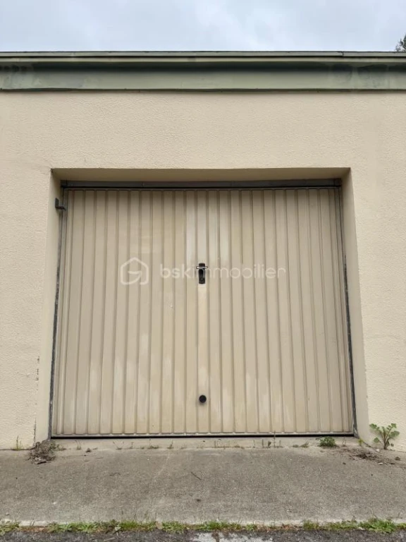 n4peWMmuynSRfeYoOEgLSF5CLjaYmIBab7iaU32q.jpg