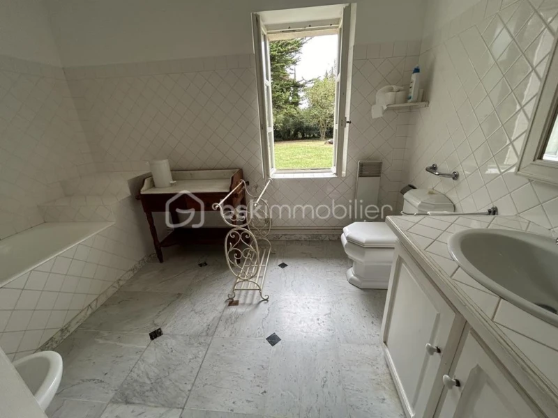 cWI31iP486k42lkRJkLyj2FSPfYllCsYlxzGyGY5.jpg
