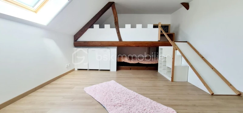 dwwqUrCAH5qTrXFvJVx6q2ZelyqdAjOTcyJKnQTI.jpg