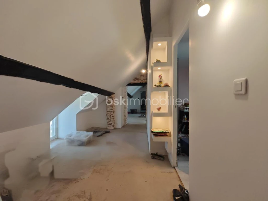 Bjy6ObtI7nZElTp31U7qjKISQiaxxoi0te3TpL40.jpg