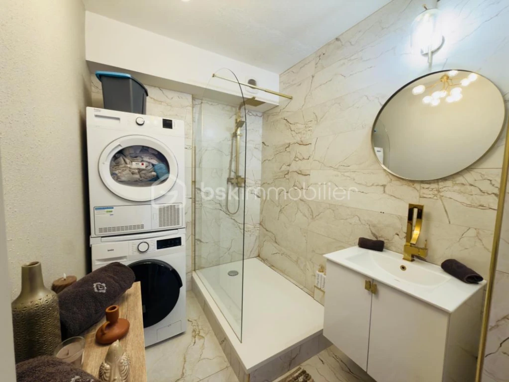 RbhHv8MKtPSEoO2yxeFiKBWvIV801oFOhjN8VwOr.jpg