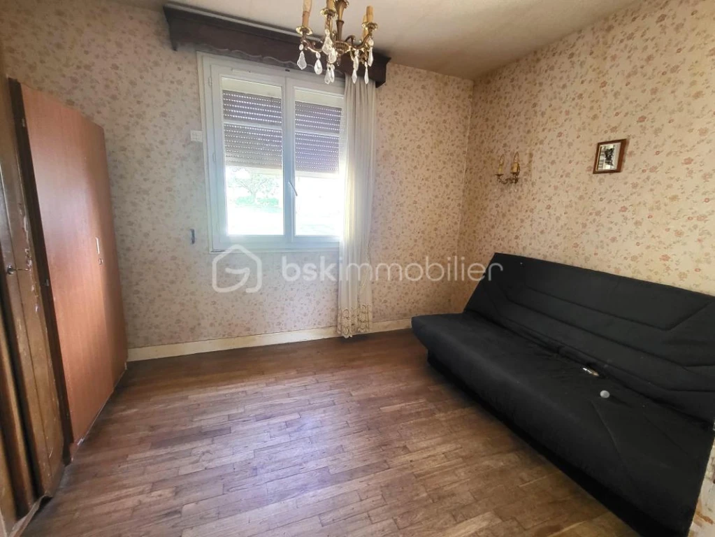 LbEqaRGaKhTrUfNTzYq8BdDPkGFjTWQJqWE0a1id.jpg