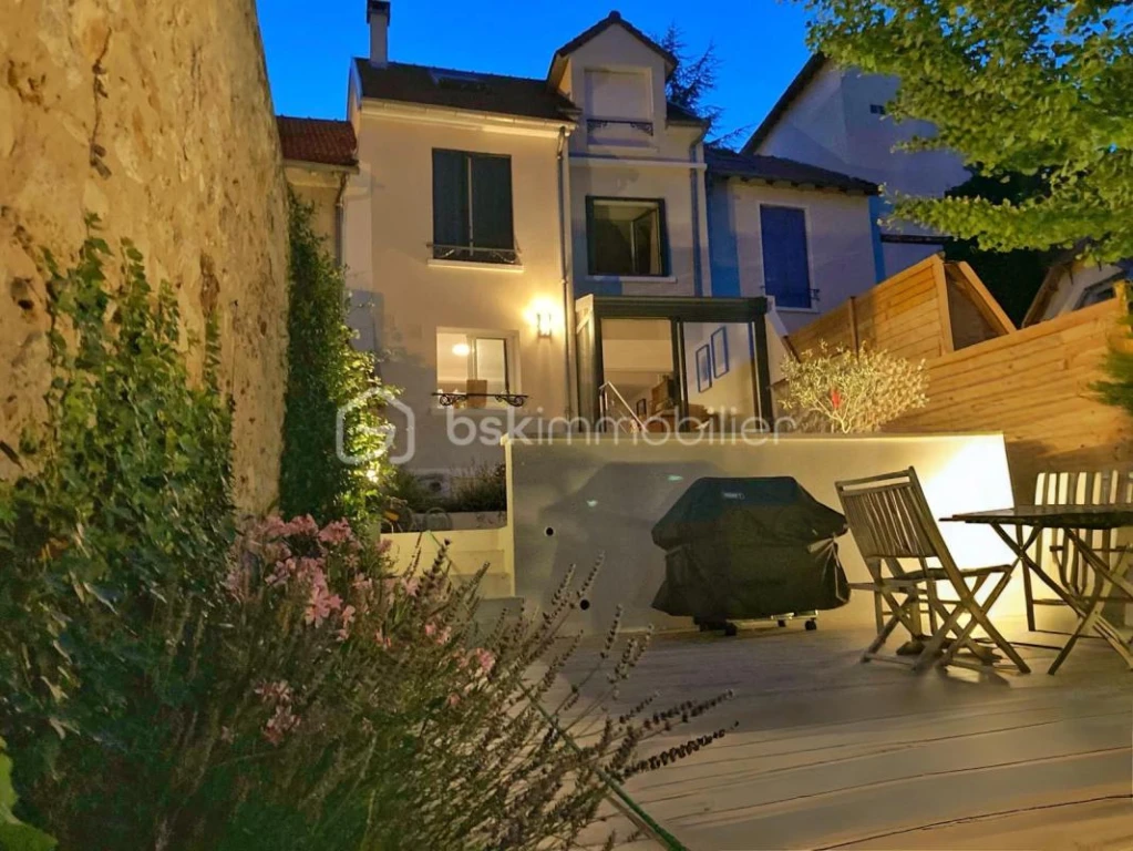 x71tN5ijQyy9ZSkVeYVlWDMpBMlW36LhPKUdTIq8.jpg