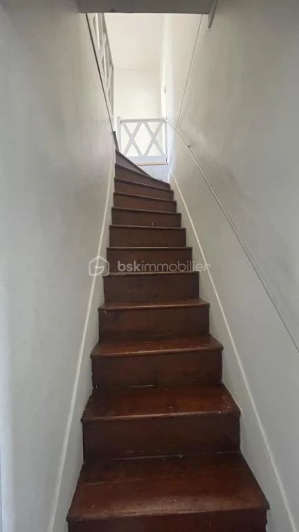 rxz6Qn1vKeuGZpgsBwibWGmluan4iRDYT8dAqRX8.jpg