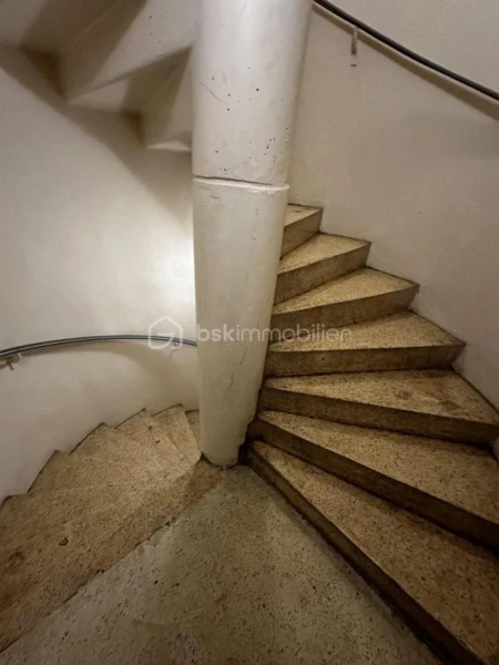 kQ4KpMKlO1yvL14gV8hk7Z02VvQqiPvTzD46OLj4.jpg