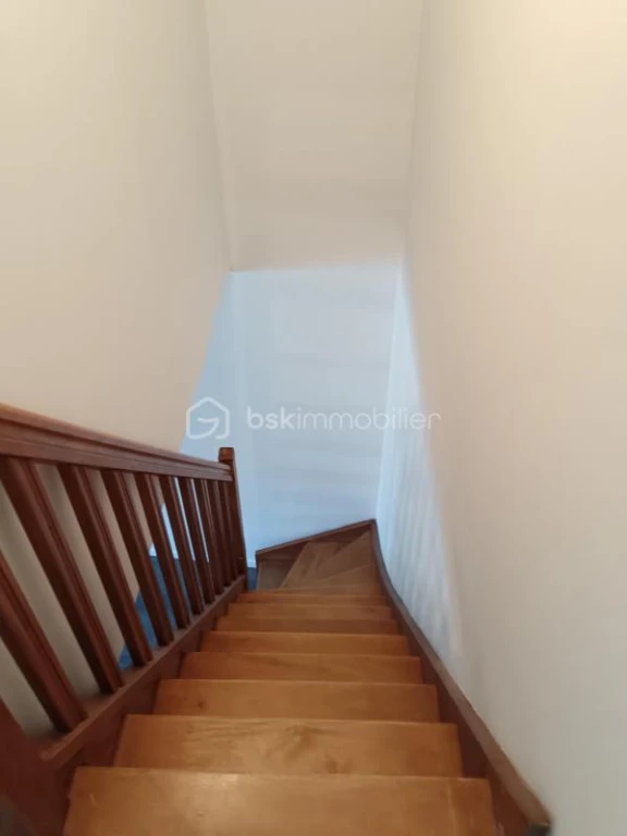 aqXt2wEyzCuA8YkmVMAaLbgxplCcD5aecnfdc1lE.jpg