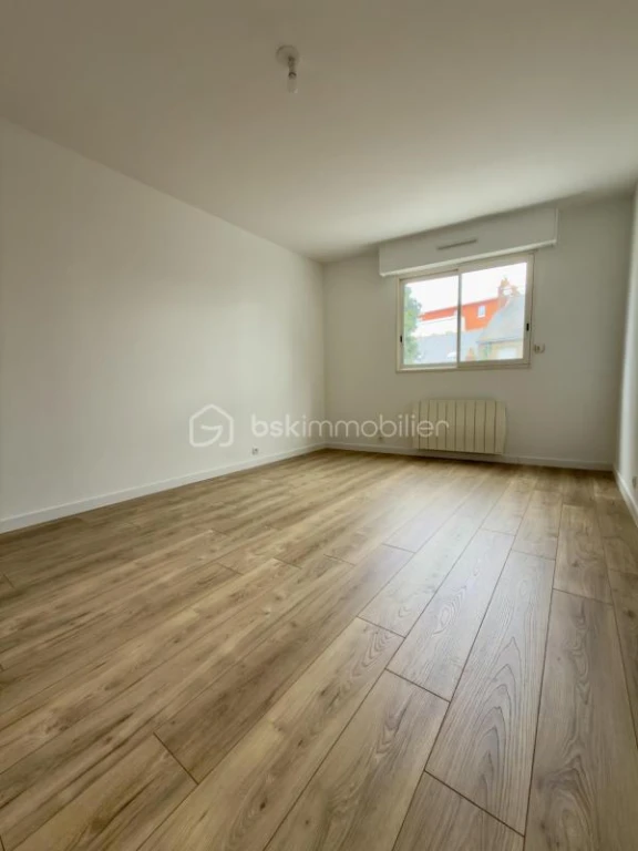 bKmmo75EgBuhaeYoSBZbkv5r7X9o30Gr1wR9CYvD.jpg