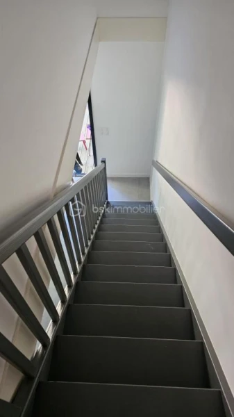 Tv4FHbenvDGqNId6lILFHtdeyvVE54n9WapRv1Wn.jpg