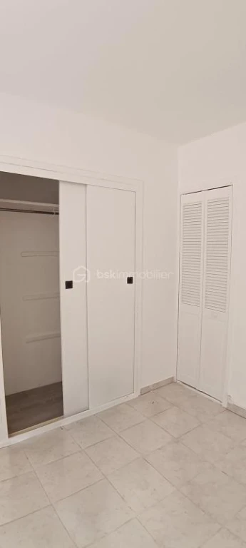 ddVlmYbxYrzka8A2UmIaIbdGyLuvW4gPTwh7wCYz.jpg