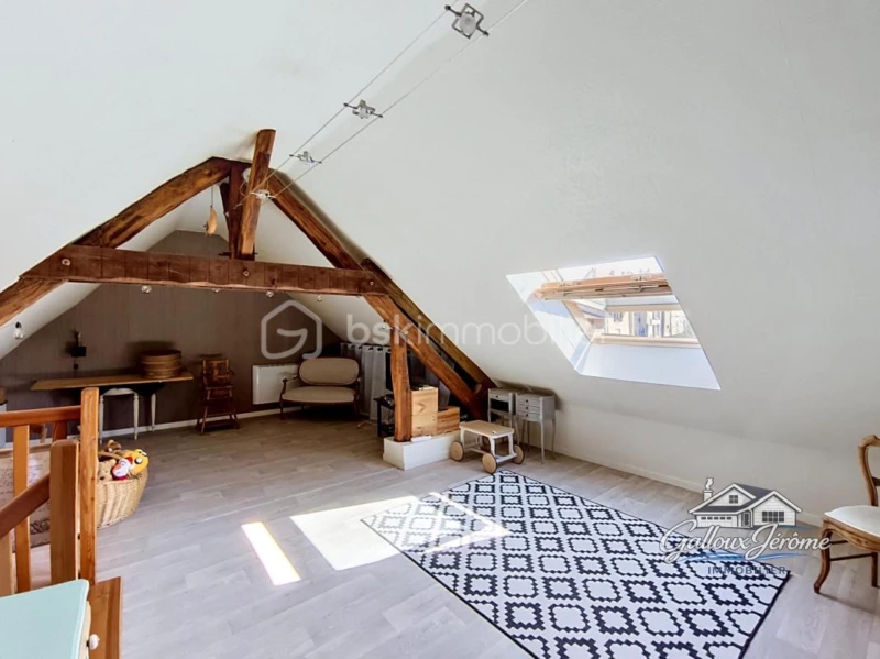 ASrovTTwRnA24LnlZmE4HnJSDbIMTEMSTKoOMGDC.jpg