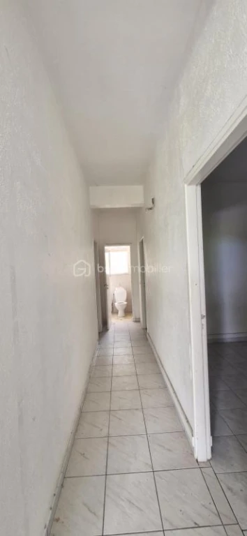 r7gSLgeFvg8uLICBel0eh9jf9RHUs5dSnwkCGLa2.jpg