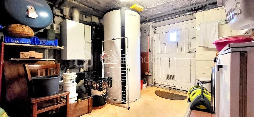 fgNHfTCElT9ruxPfcitwyBi6PJxdrvyV9tr5wFxC.jpg