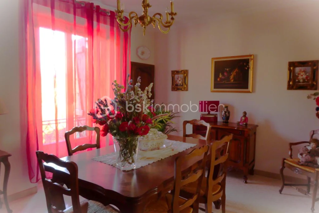 66Ztv7bHrYM2gxhUjHMqdVn2HgOGopBFhyOEwT3v.jpg