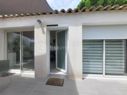 97FhEF0JcdYPJ0DYQn9zlauqCBV8MDkcG3kJ15j2.jpg