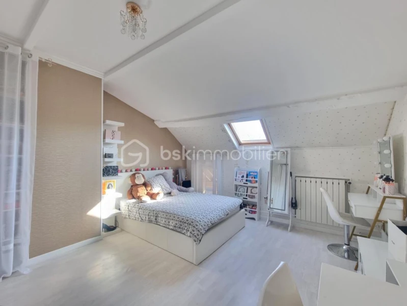 dFs1iIjRm4tspA9no5h5H34IZO50phD06sEHlKbB.jpg