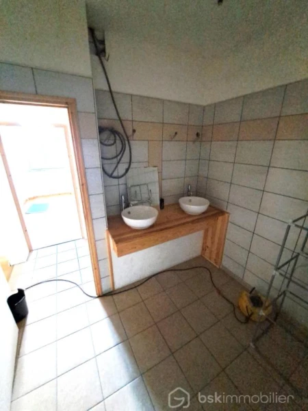Cf12FjZZML7IwB7C4Q5AgRjFDm6HZ9Sa6DtCeKA9.jpg