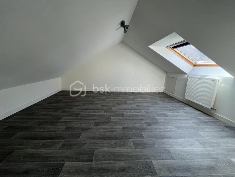 qECrNHuYdhWw5fKC3jFv5cU4bb77IEZ2kIv1hNpS.jpg