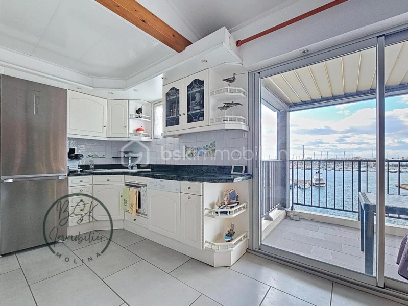 2HUlXckMTNEK6HqoWBoRscjuS7ONMTsovpq2M0Sd.jpg