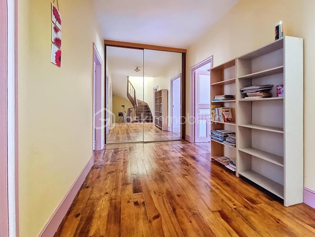 FilyCw0nI7dIc9WdjcAbxuLZeRhsO7Q3nEj5Jfab.jpg