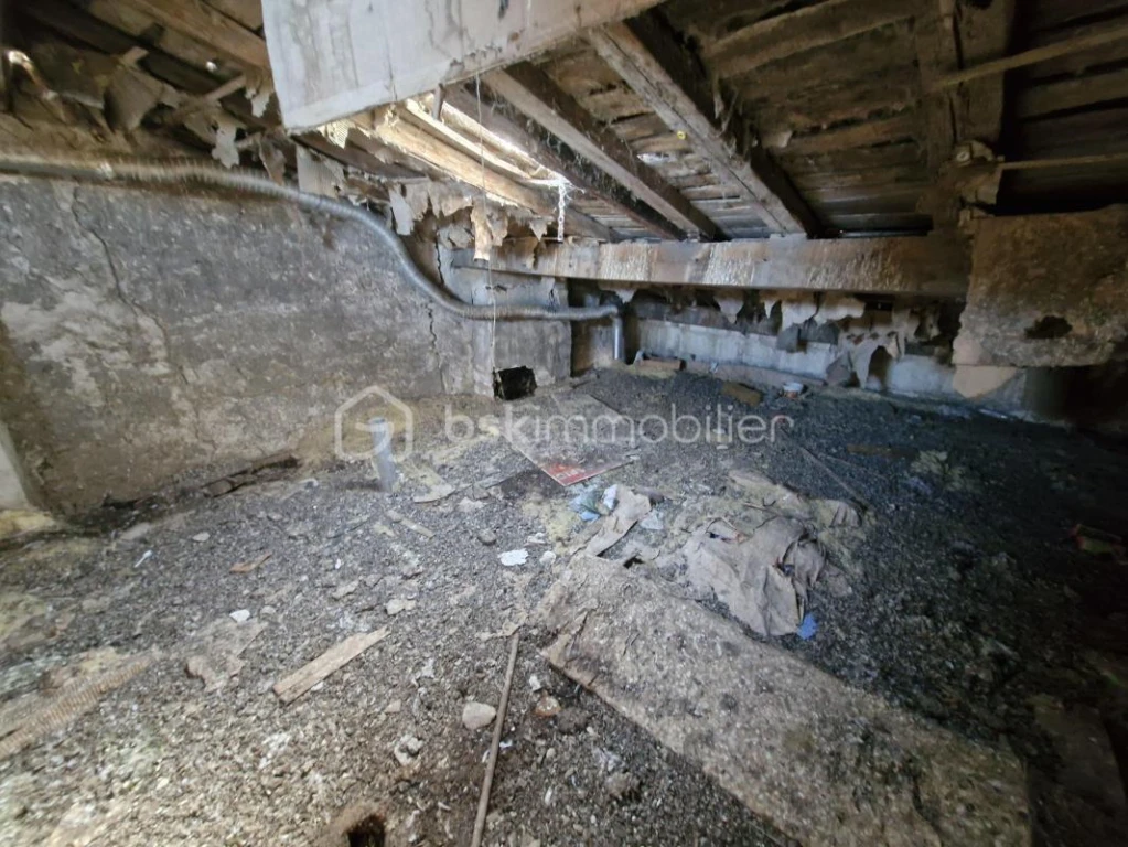 Os7zos6cwGUKic32KouTmdI1mpfCCoEkyoYV3WFm.jpg