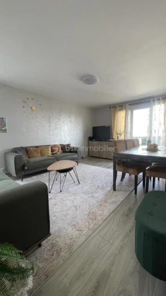 Rsr5SkU1s18jD20NFD2YHiU7cHLH97H04JF63MJQ.jpg