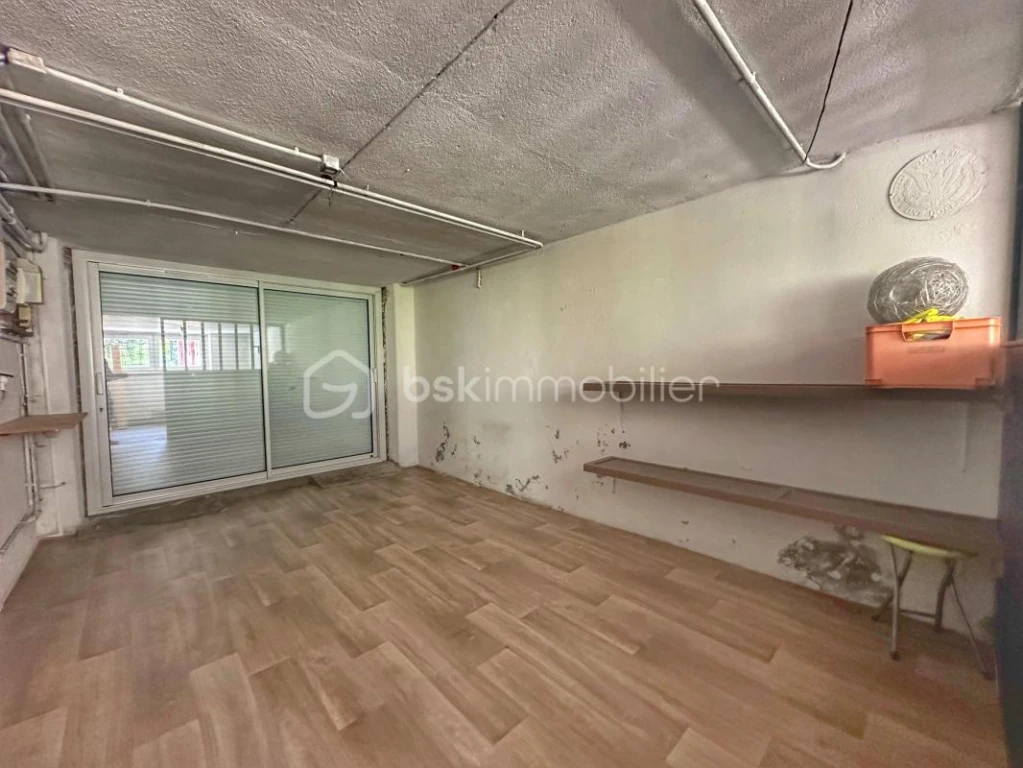 KQOsLsF9xBzFTsVP9yKJnhZ7Ql2mOBxsoolY6IwR.jpg