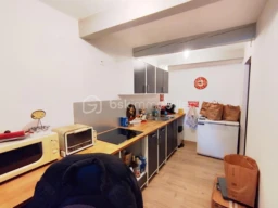 EmSZ1Zm0wZSJ2544Nbrff15xT8xa6HEjicjlHEiY.jpg