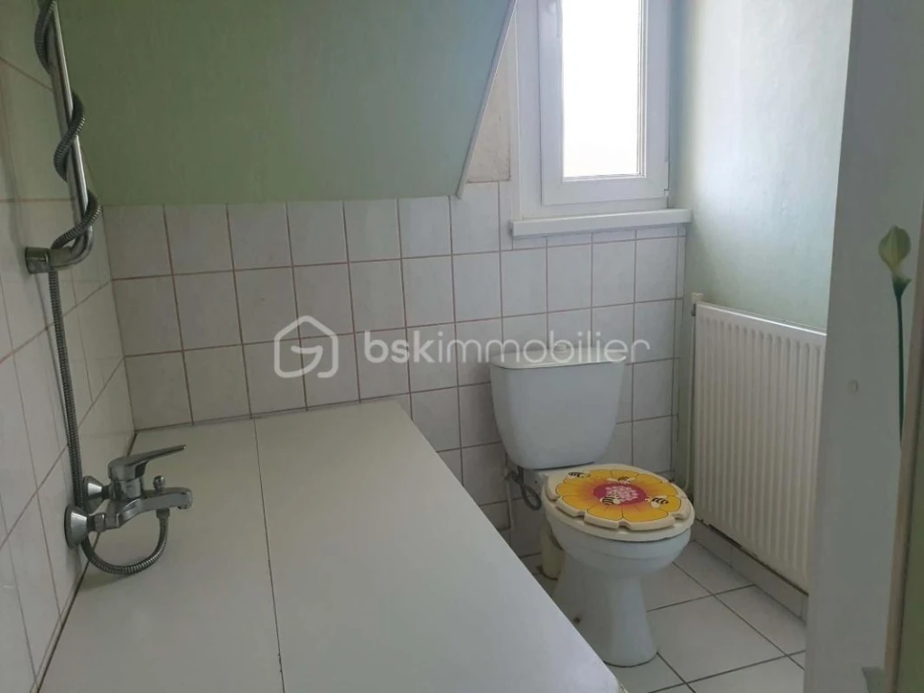 NbhdE8bblLU80pI6OXsVXGCLny4iJB9Zv30ZWzWJ.jpg