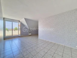 Vb8lBocdgNnalKxiHl1YR5IAEZXwGoIsYDNxaVJ8.jpg