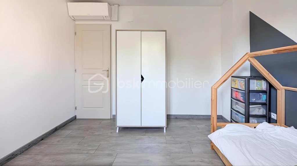 RKijN83a2gaHa1fVGAfF4I4LxHiixv51nVhLR4vU.jpg