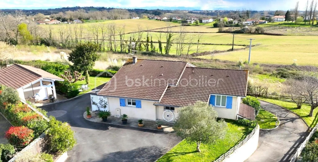 pLspNptpTQOO8Pk5Lvi4xs5IpXpORE0u3I5ljI1K.jpg