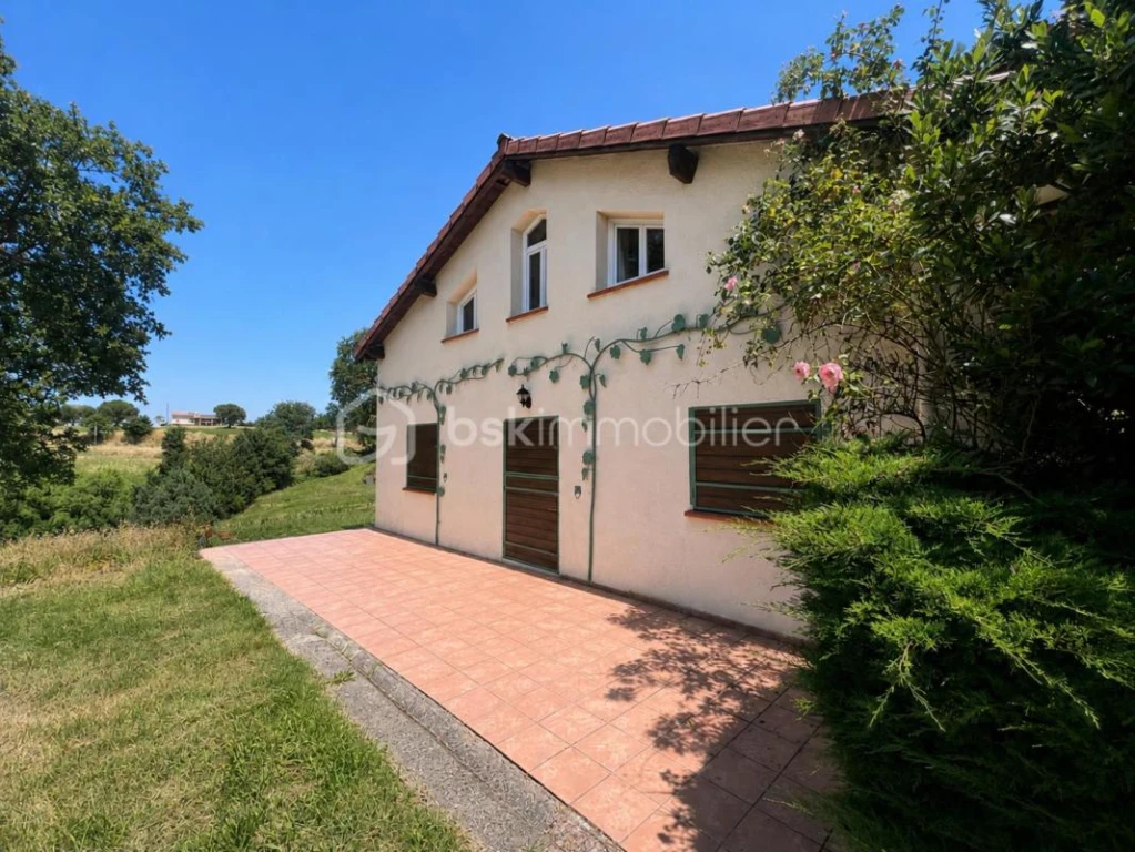 mHLAGAtGUvssqKLbgocEhu5Rihj3AA03SUTNjUAj.png