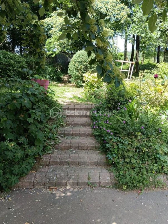 HTsYw0HywpvlfADbFjmNF64giZO2wZ94SL8P2ZQq.jpg