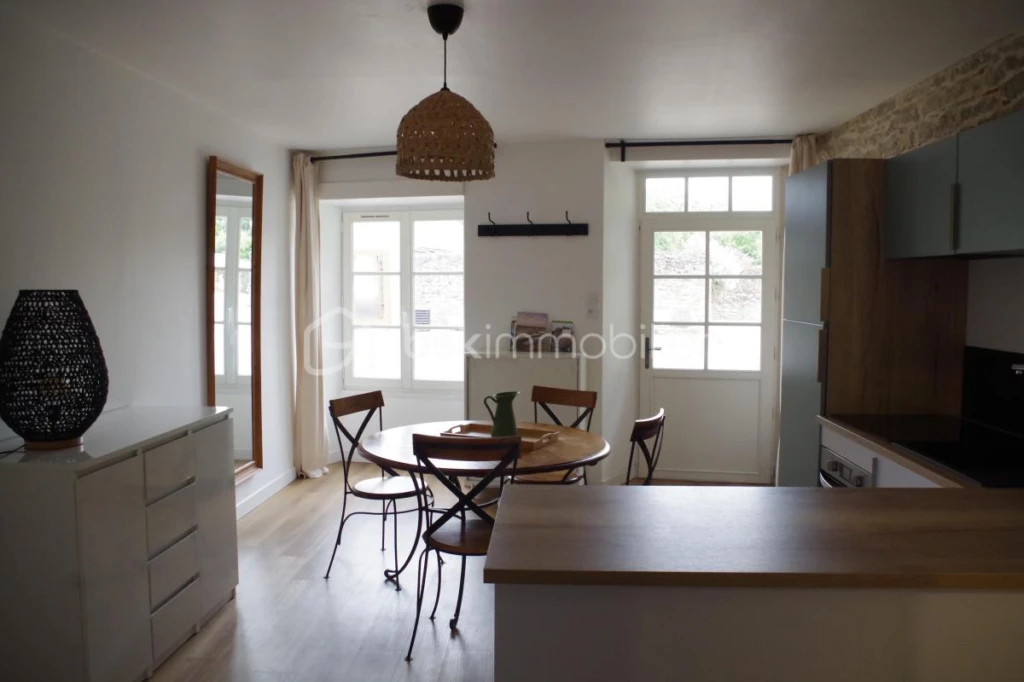 EyMPqdkphyxzq2PdxzA2sCrWqgvT0lXuFsRoaXSB.jpg