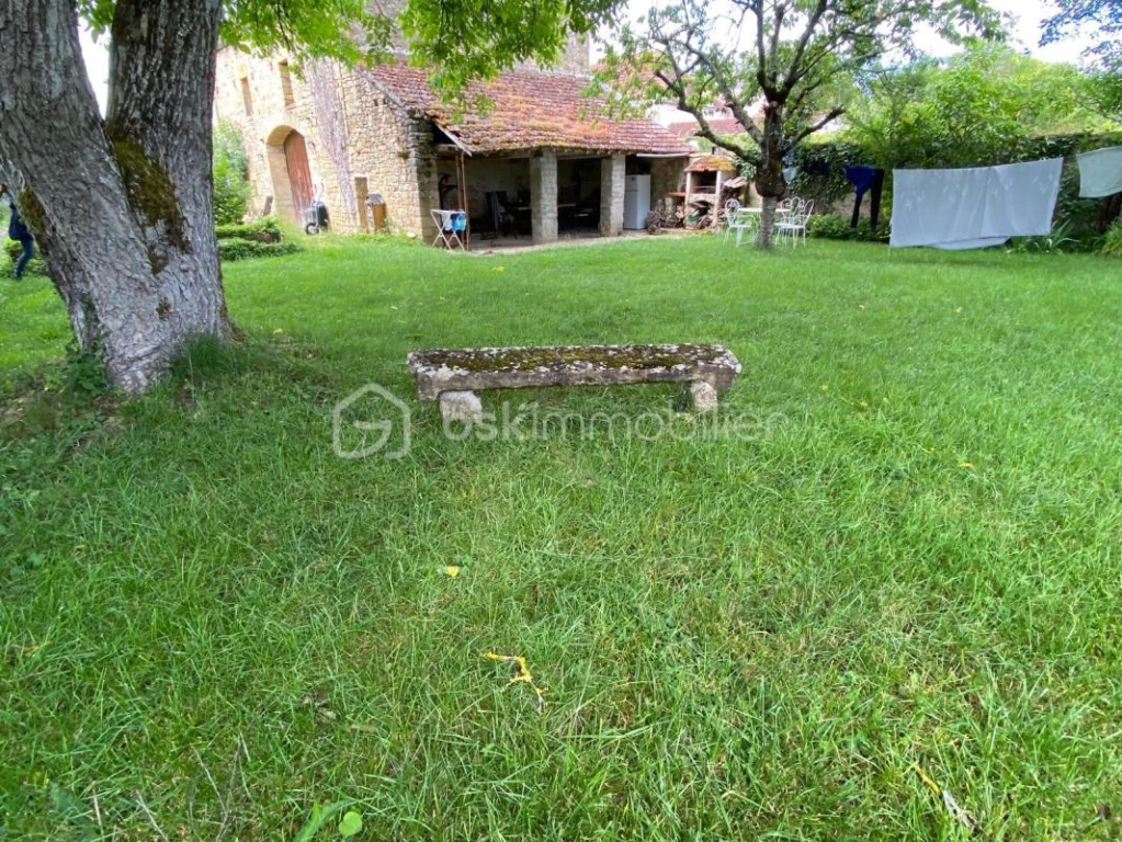 iT134YtToak4SyorEBvTV2B3oj7HzYdzYkvjH7SV.jpg