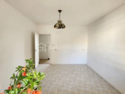 bI8kEdk7olRkACuvhA9vi6RmC3OqxKiB2GcR3GsG.jpg