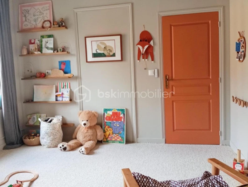 rKp2iXmSrvv2sVqICULPrRbiMjDJVkaM1NVAthEu.jpg